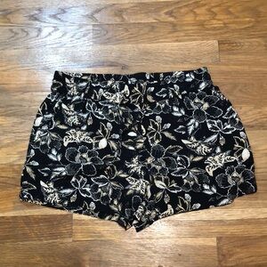 OLD NAVY pull on dressy shorts